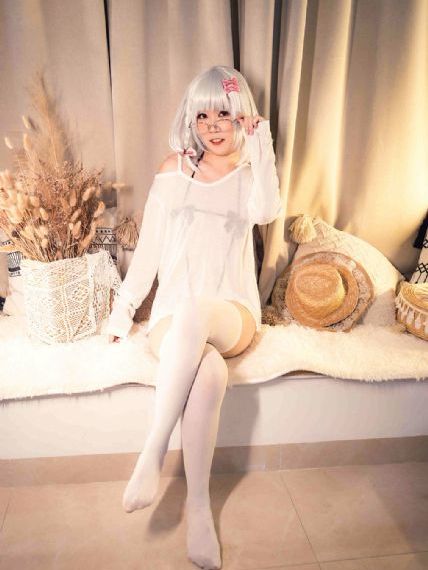 女教师成熟_高清电影