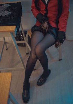 夫妻深夜观看高清完整免费_青苹果乐园免费高清观看