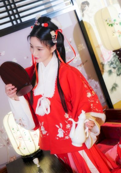 老婆把她闺蜜送我当生日礼物视频_高清蓝光在线观看