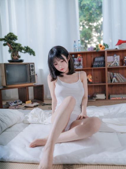 《长筒袜》韩国电影_剧情片最新电影在线观看