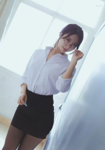 近距离偷拍多位美女嘘嘘_剧情片免费播放