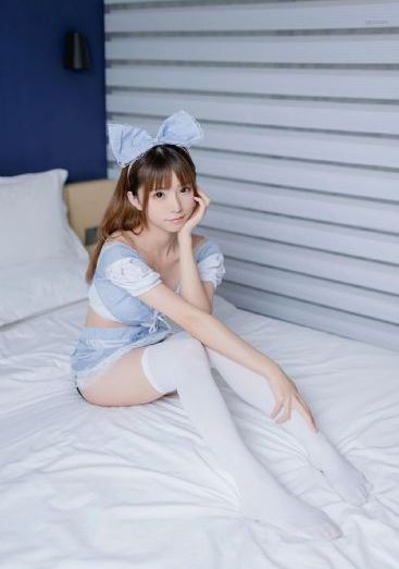 大胸女大学生_HD在线观看视频